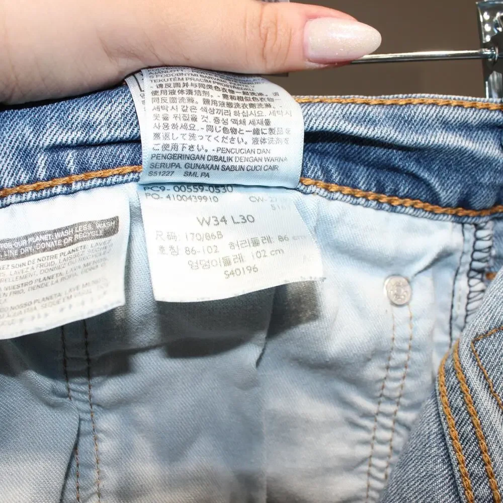 Levi's 559 Jeans Size 34 x 30 Medium Wash Blue